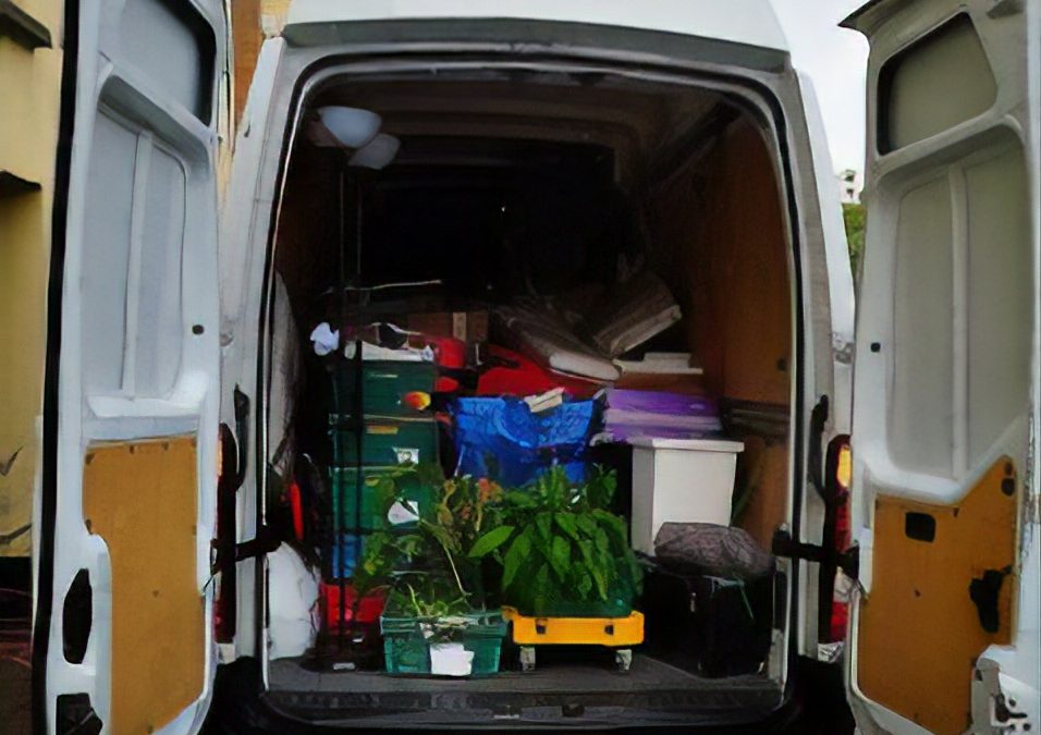 house removals van